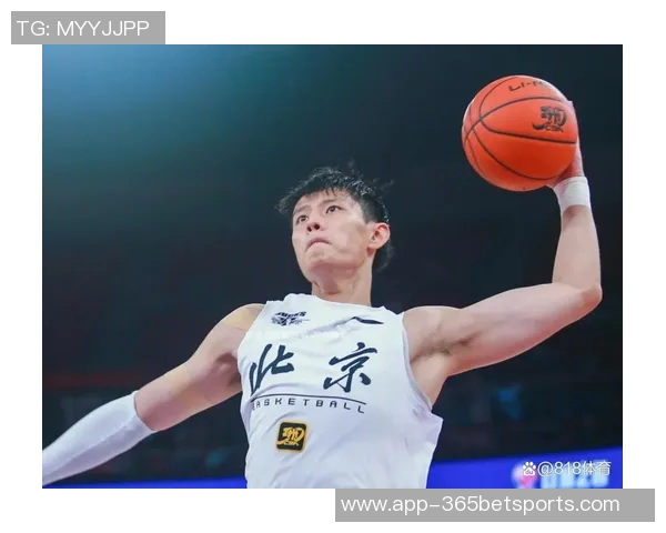 媒体人分析曾凡博未来发展建议健康完成CBA后参加NBA训练营