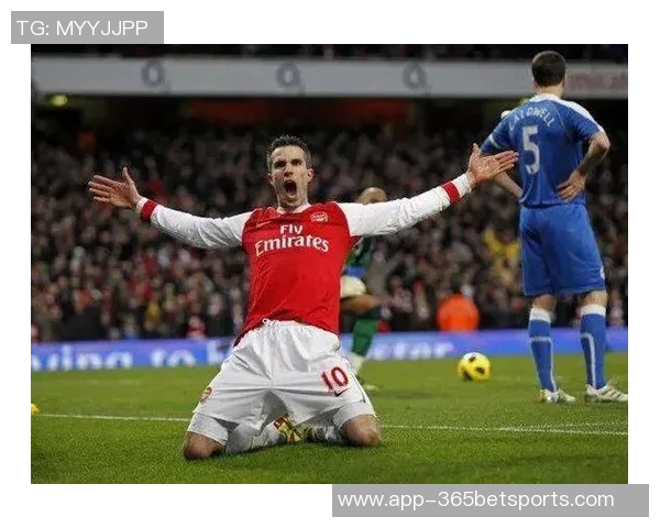 范佩西称赞弗格森管理艺术温格是其足球生涯的启蒙导师