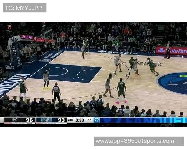 纳兹里德表现出色半场7投4中斩获11分5篮板三分球命中率高达50